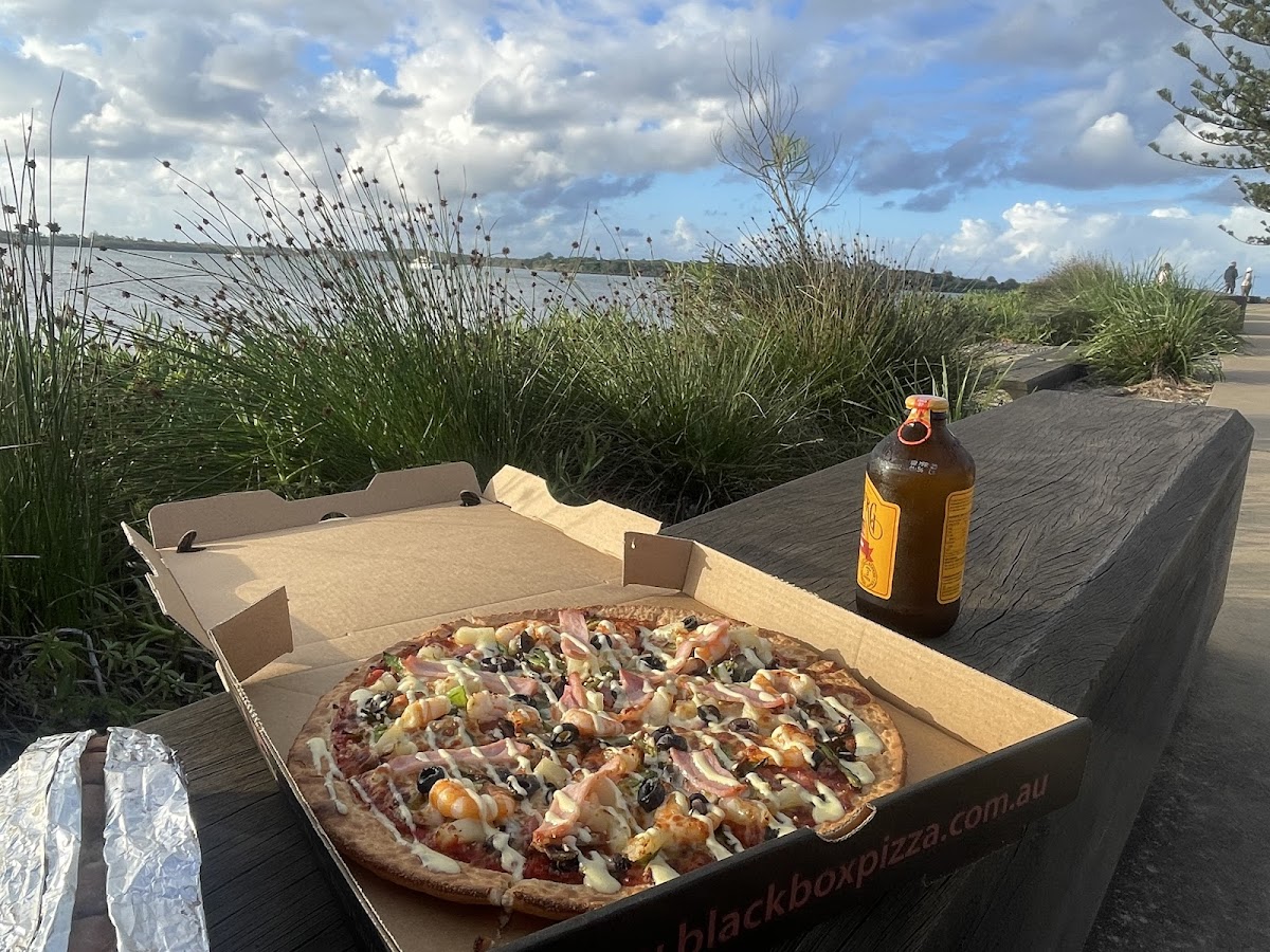 Black Box Pizza And Icecream-2