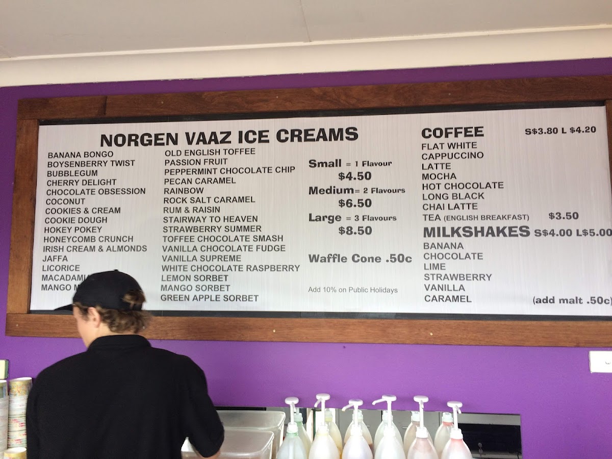 Menu Black Box Pizza And Icecream-1